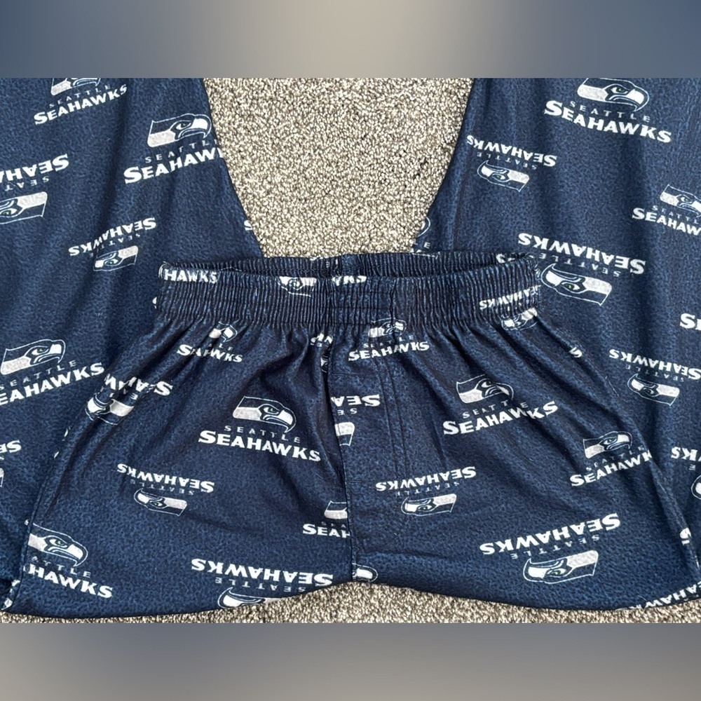 NFL Team Apparel Seattle Seahawks kids  M 5/6  | Allover Logo Flannel PJ Pants